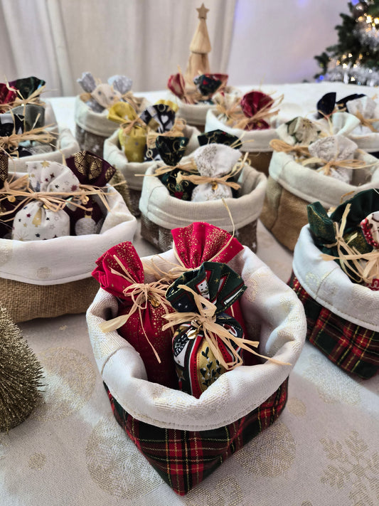 Petits paniers réversibles et sachets de lavande
