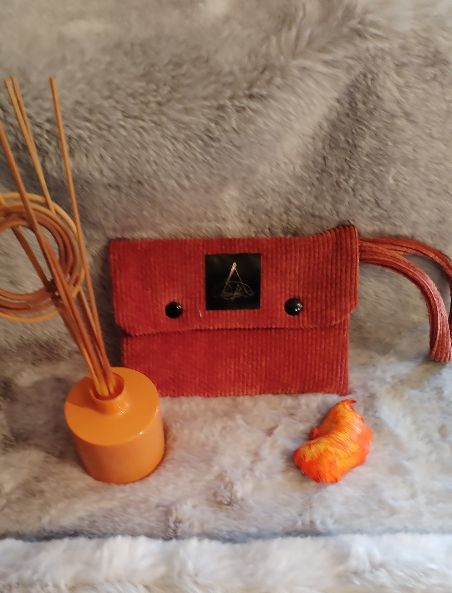 Pochettes en velours côtelé