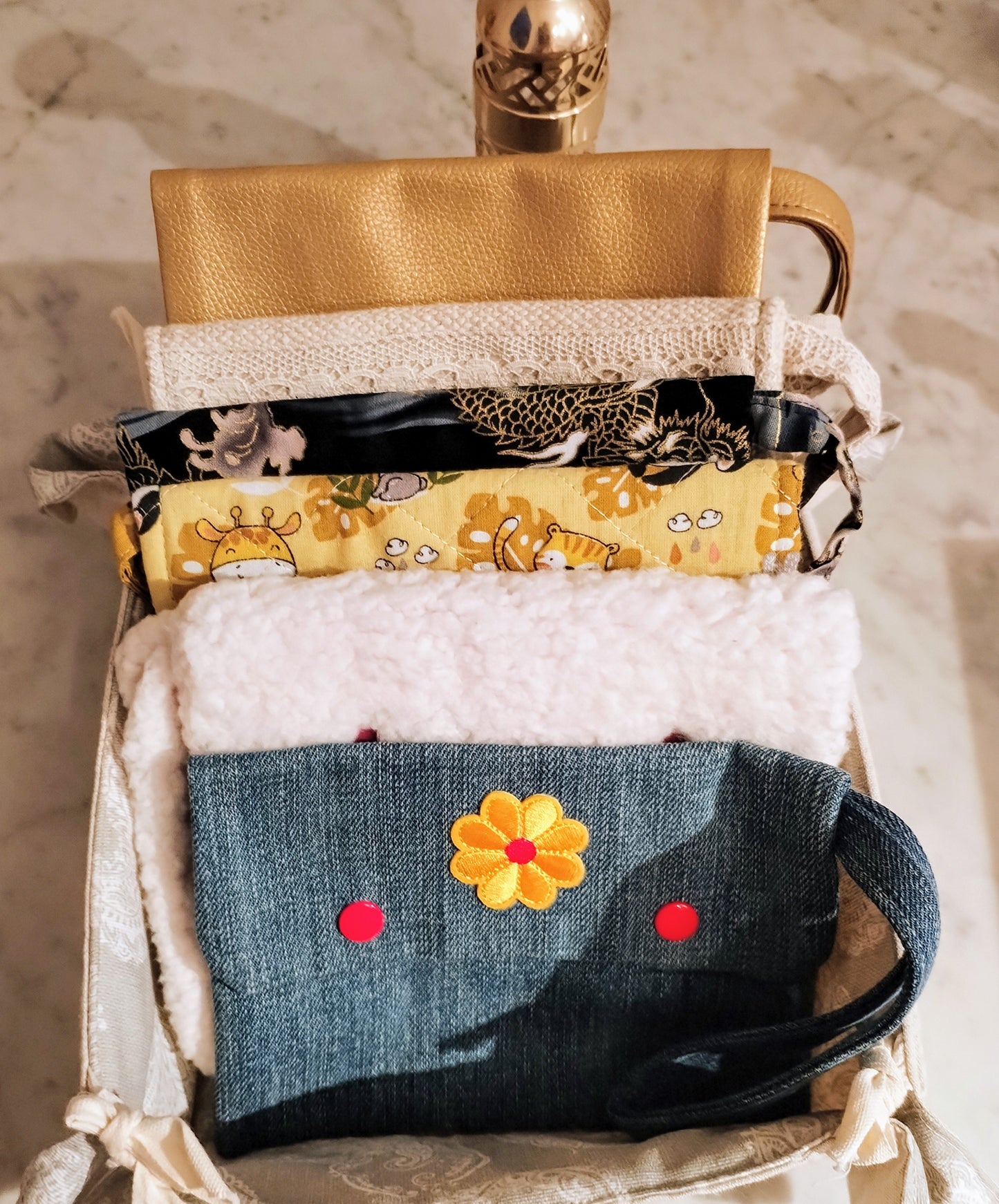 Petites pochettes tissu avec dragonne