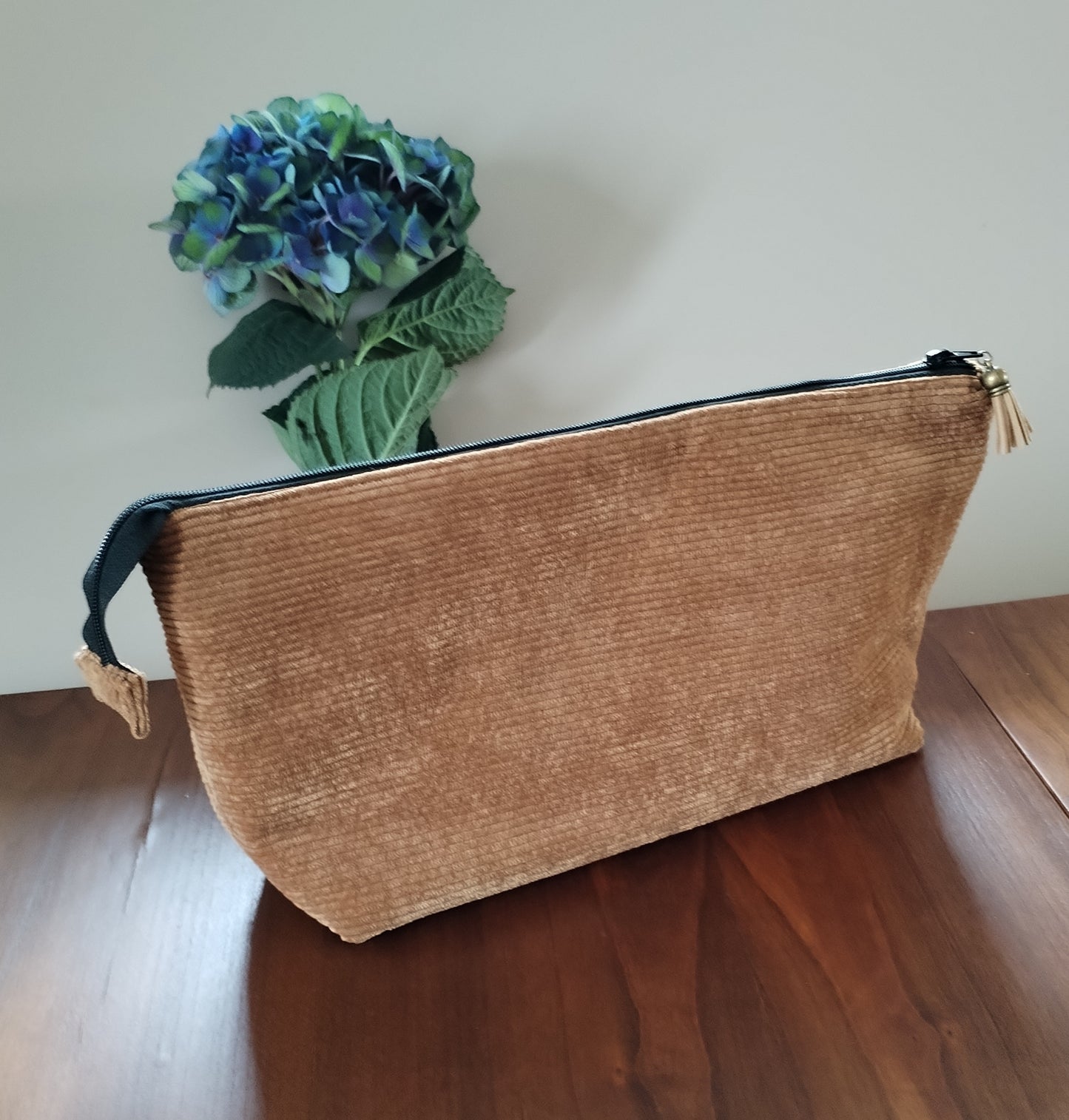 Trousse de toilette en velours côtelé