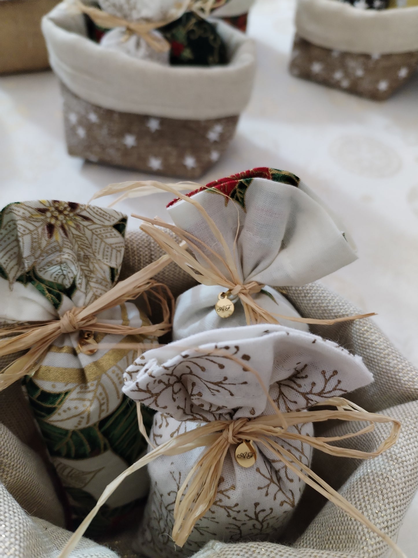 Petits paniers réversibles et sachets de lavande